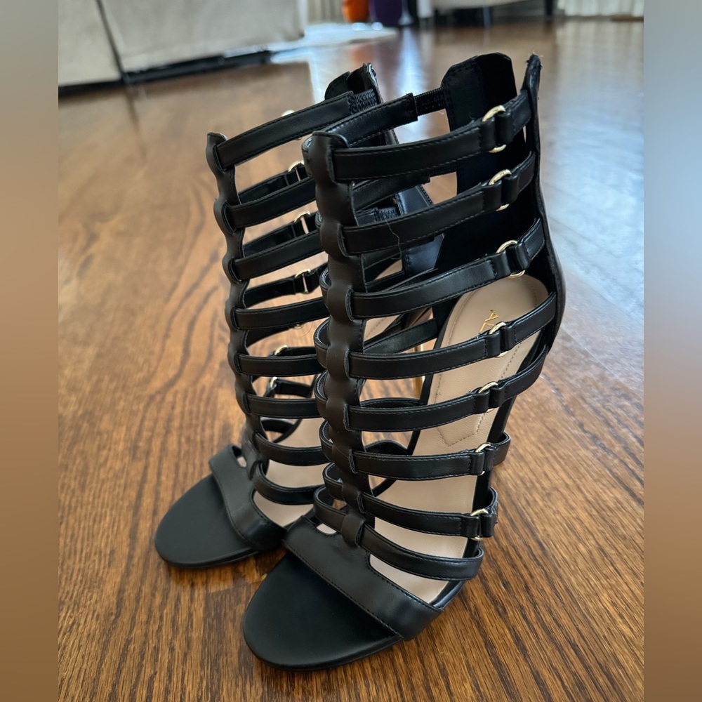 Never worn Aldo high heels!